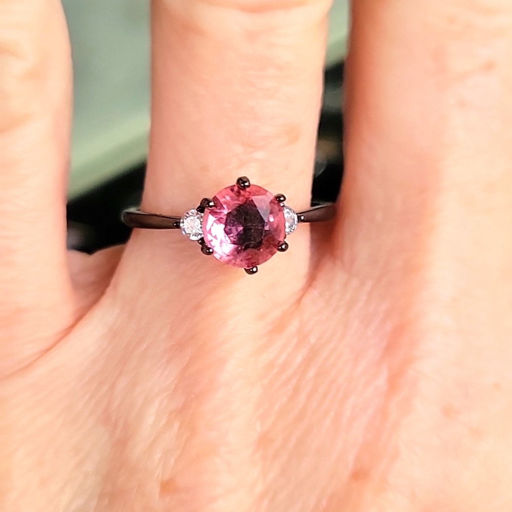 💍2 for $20 Fragrant Jewels Black Ring w Pink Swarovski Crystal Stone